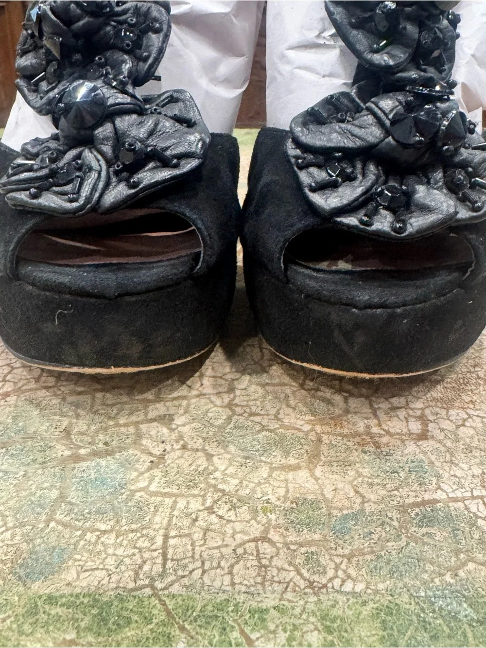 Black VINCE CAMUTO Floral Embellished Women’s Heels